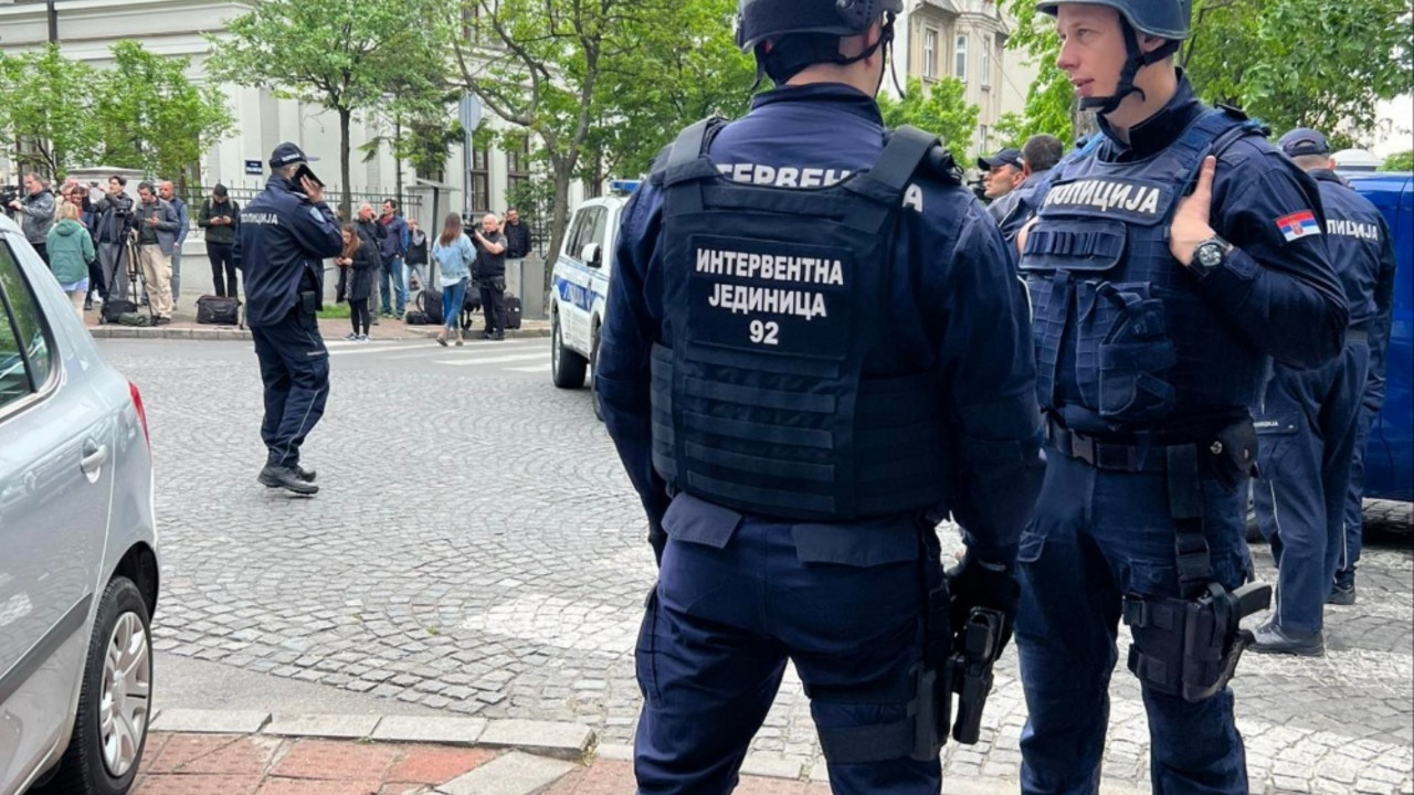 Policija