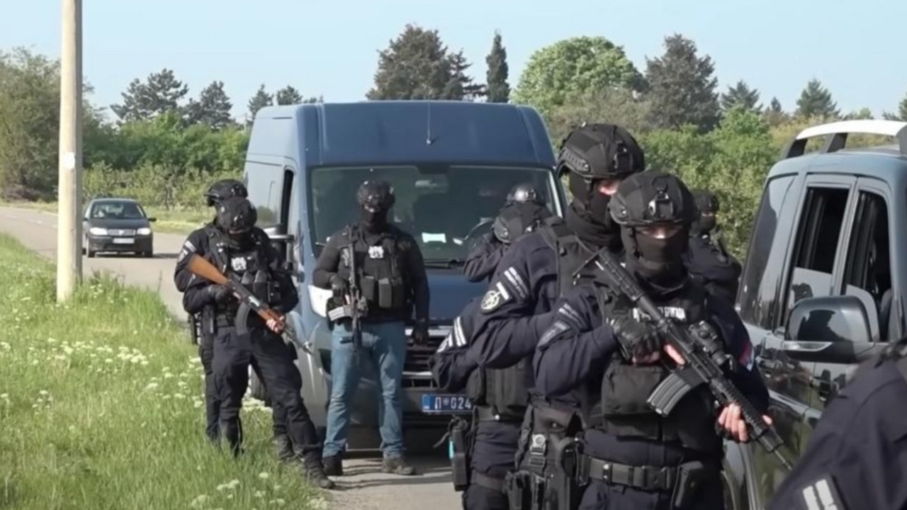 Policija