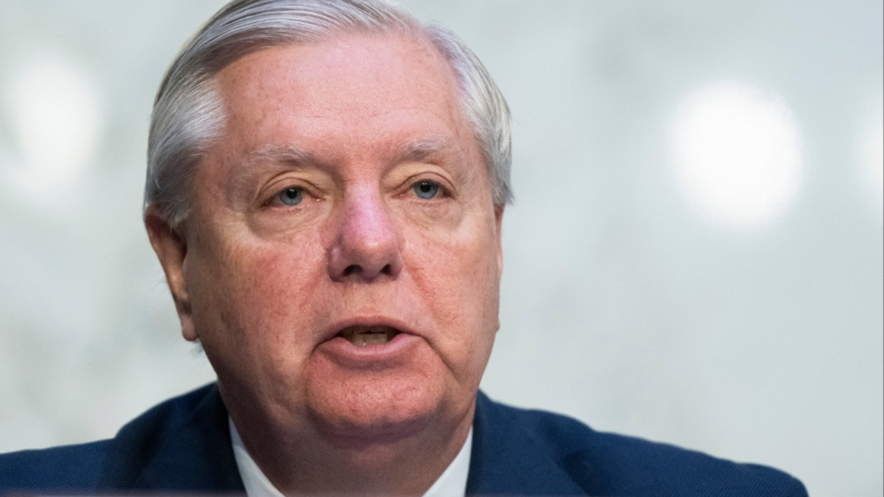 sENATOR