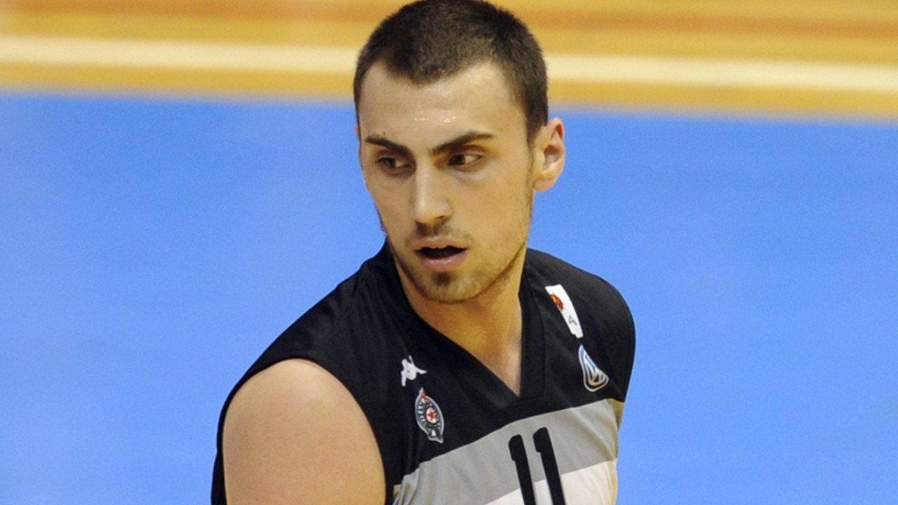 Nikola Milutinov