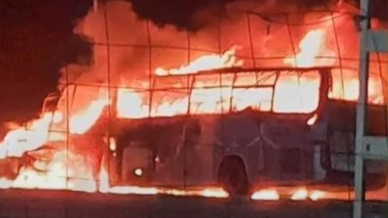 Požar autobusa u Alžiru
