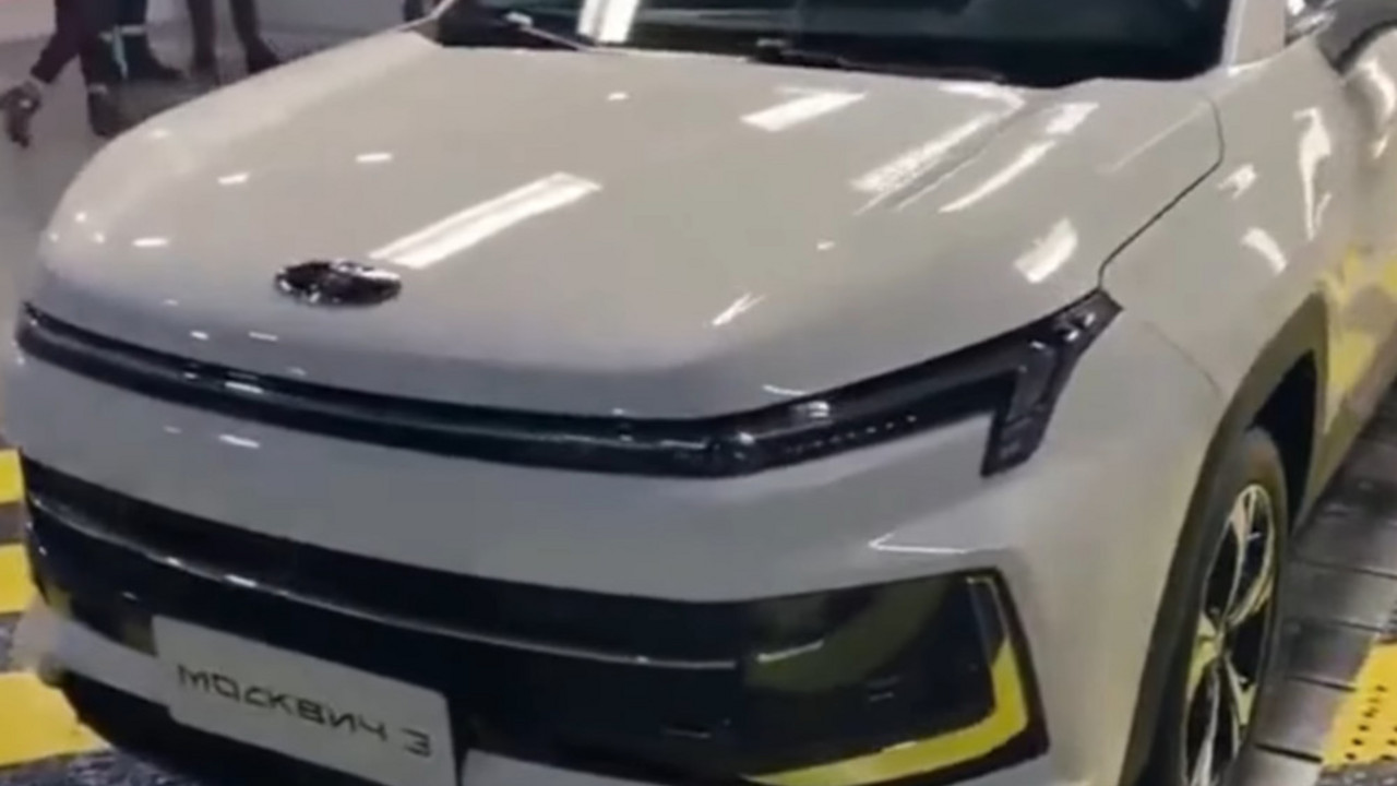 automobil