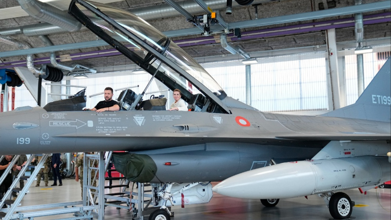 Volodimir Zelenski, F-16