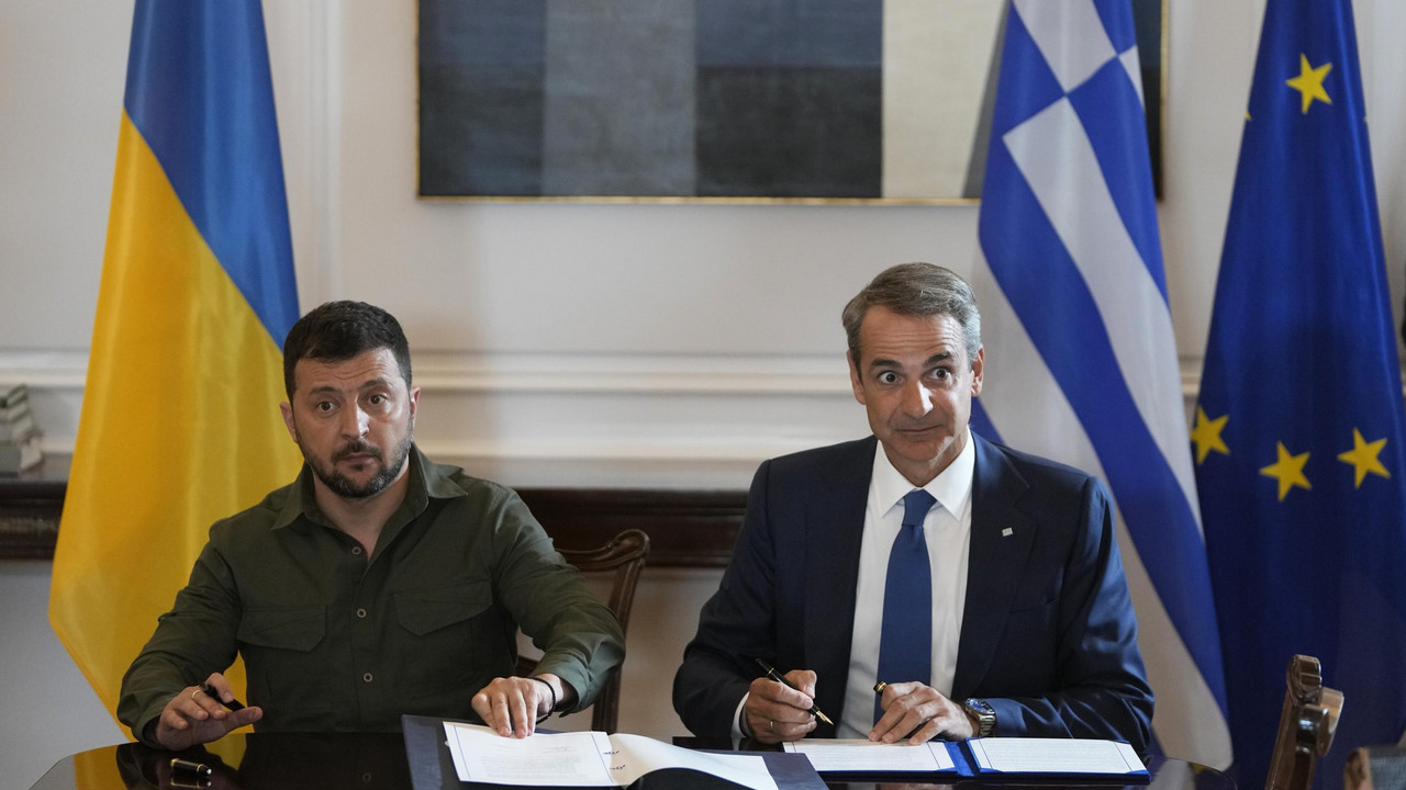 Vladimir Zelenski i Kirjakos Micotakis
