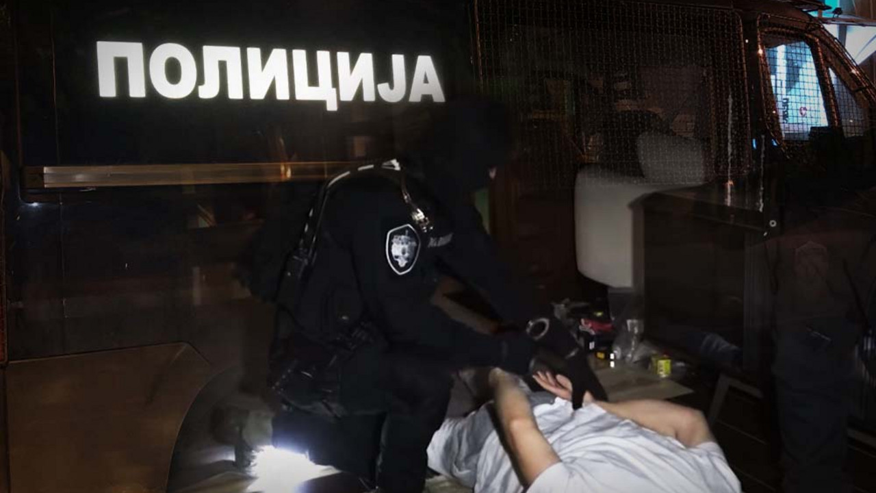policija