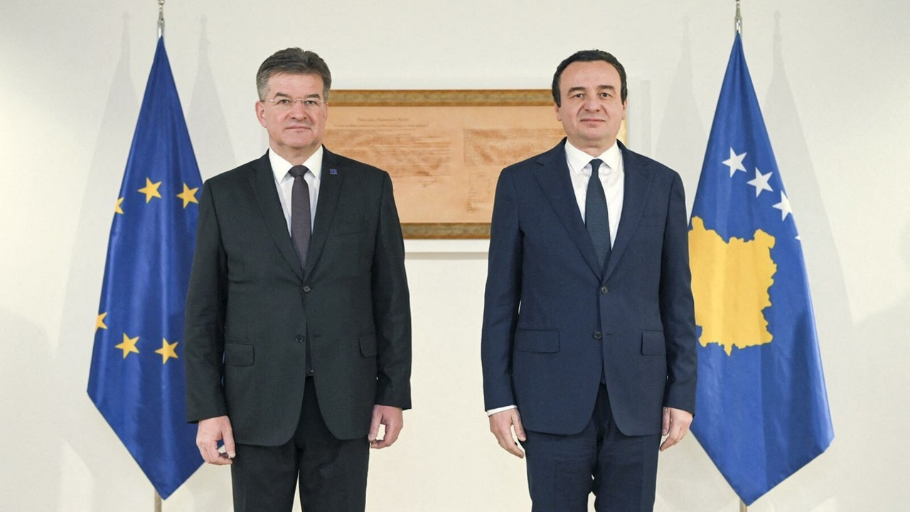 lajcak kurti