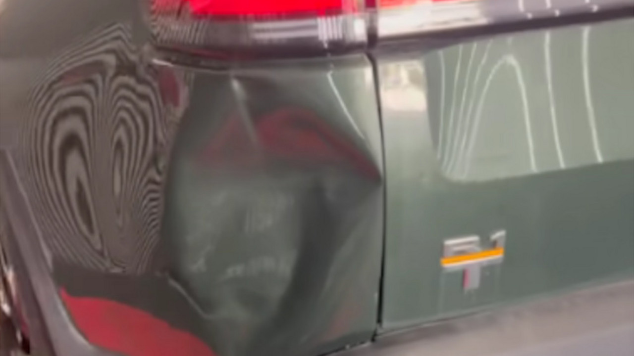 automobil