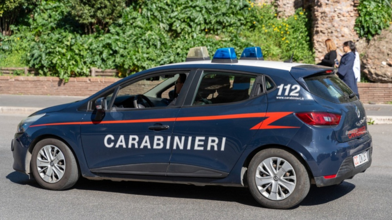 policija