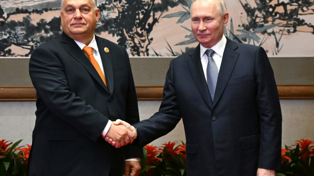 Viktor Orban, Vladimir Putin
