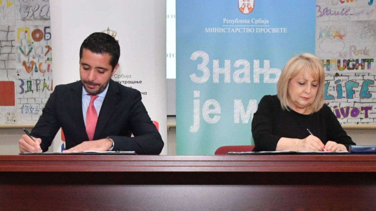 Tomislav Momirović i Slavica Đukić Dejanović