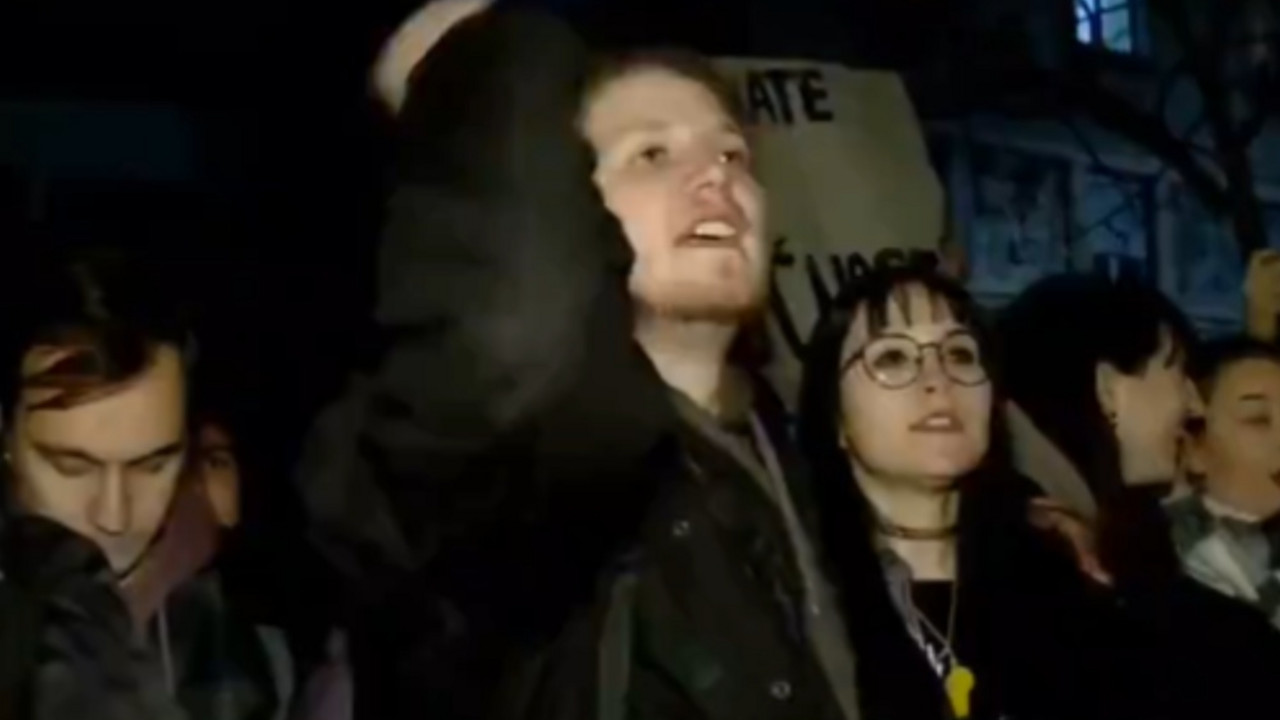 protesti