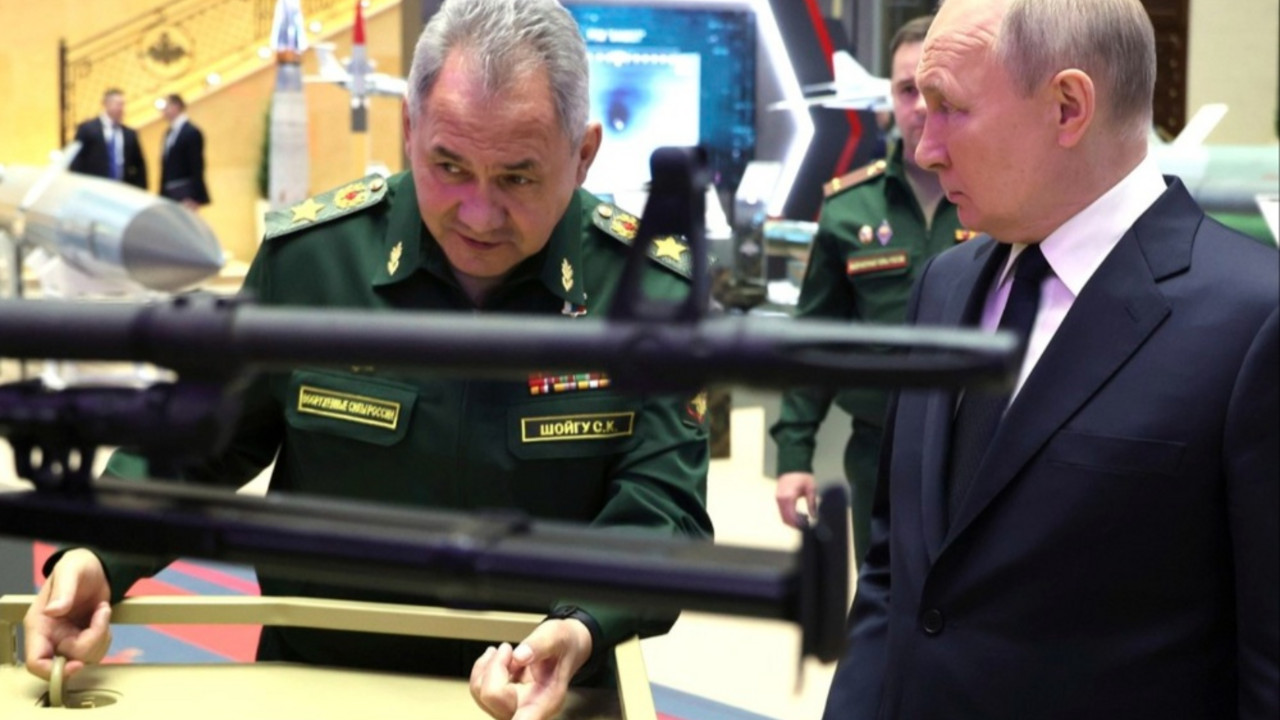 Sergej Šojgu i Vladimir Putin 