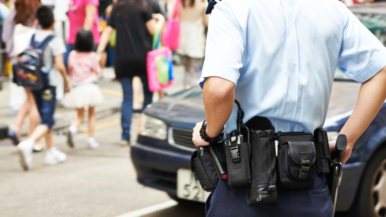 policija