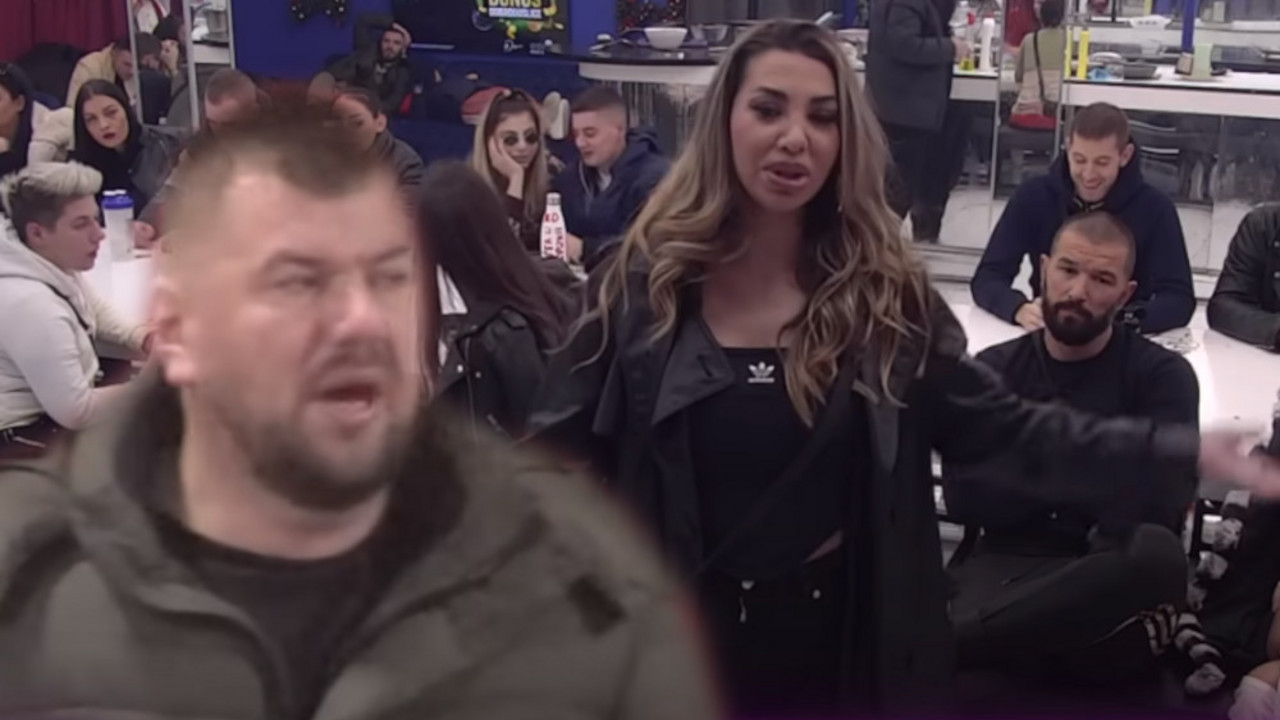 Marko Janjušević Janjuš, Aneli Ahmić