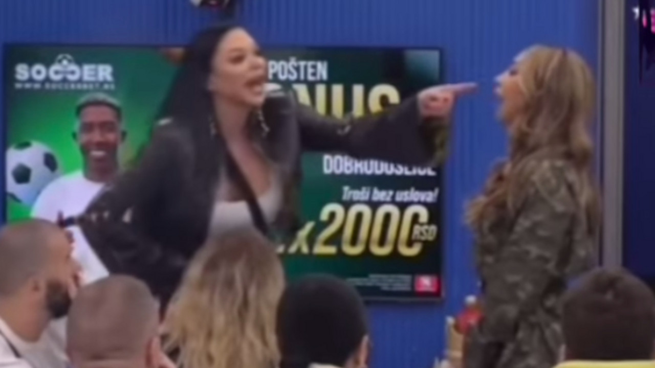 Aneli Ahmić, Maja Marinković