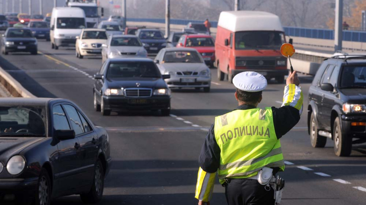 policija