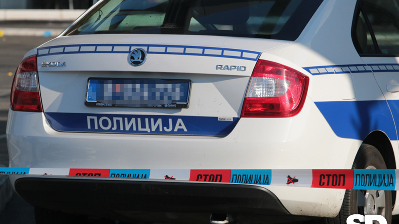 policija