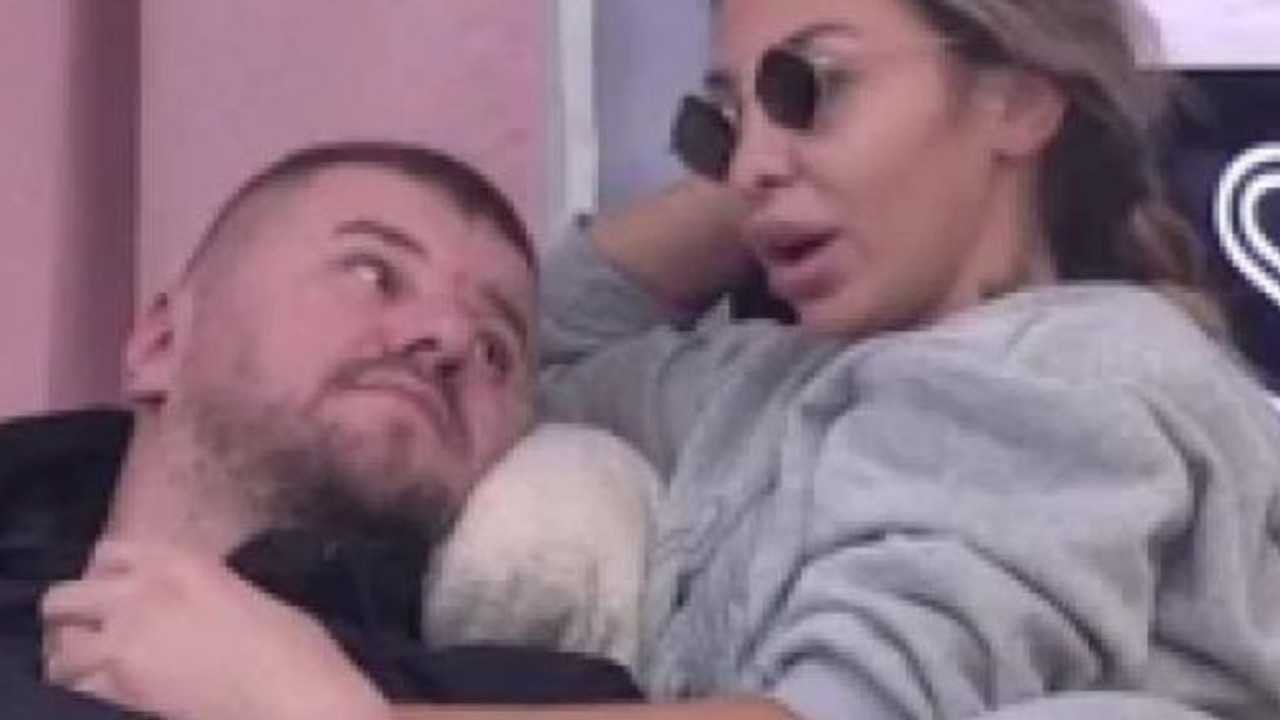 Marko Janjušević Janjuš, Aneli Ahmić