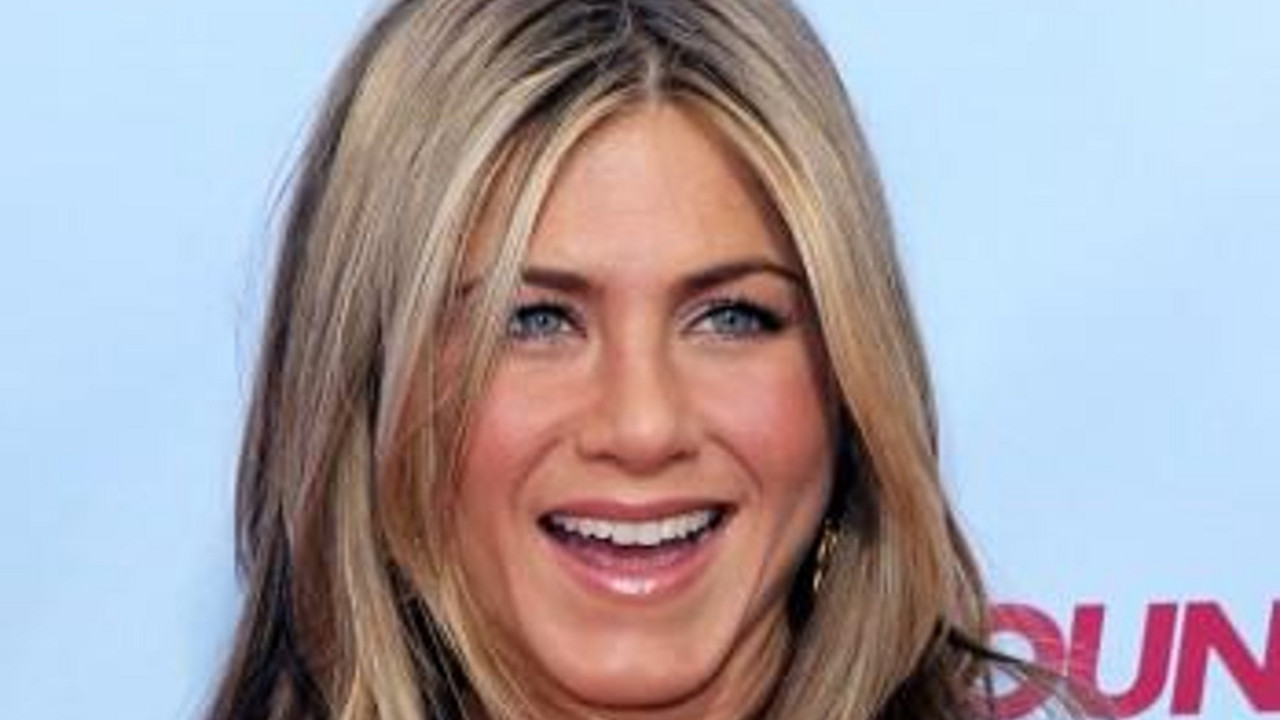 Dženifer Aniston