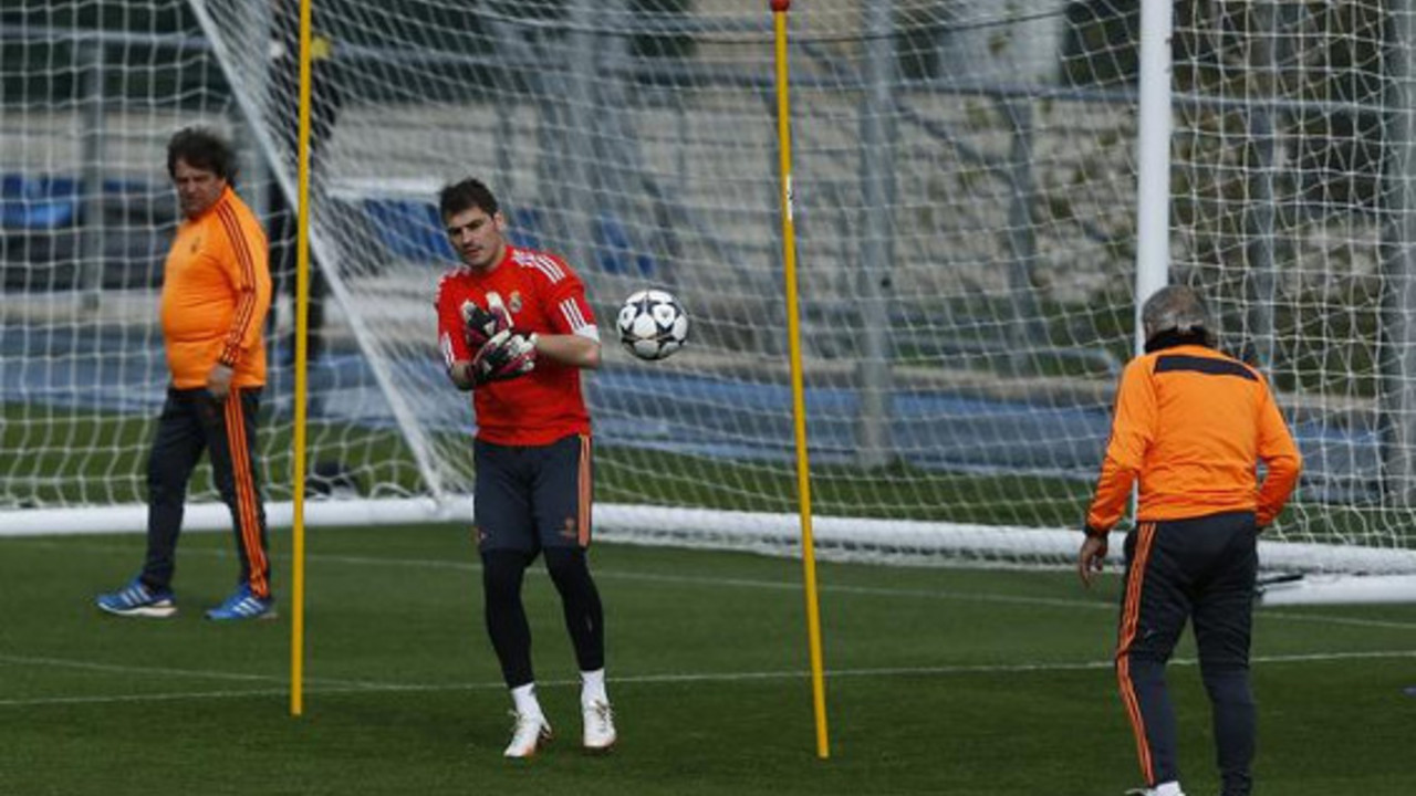 Iker Kasiljas na treningu