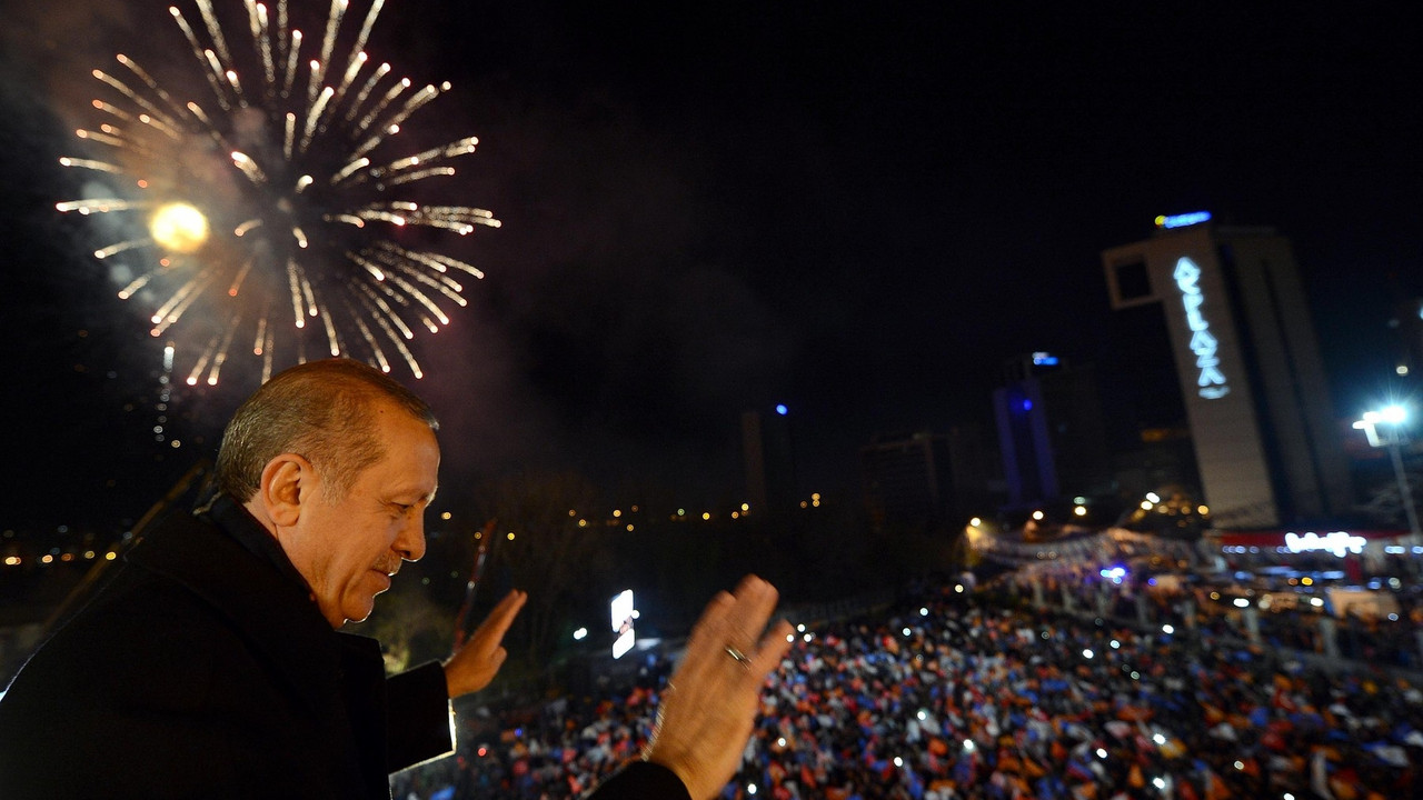 Erdogan pred narodom