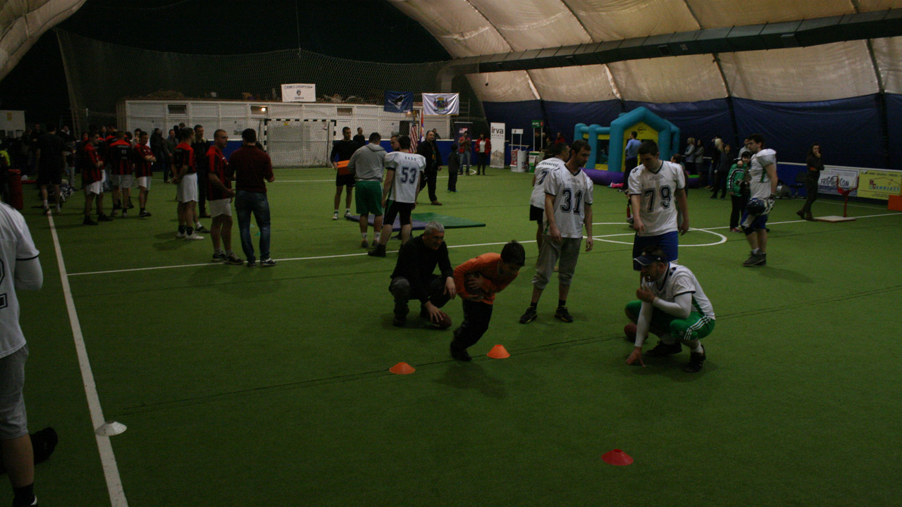 Super Bowl Fan event u balonu Kej u Zemunu