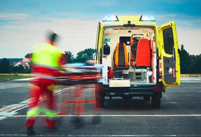 Autobus izgubio kontrolu, pa izazvao tragediju na putu: Nastradalo 13 putnika, veliki broj hospitalizovan