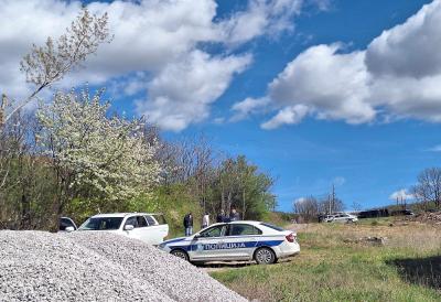 Oružana sačekuša za vlasnike zlatare: Maskirani razbojnici odneli skoro 2 kg zlata