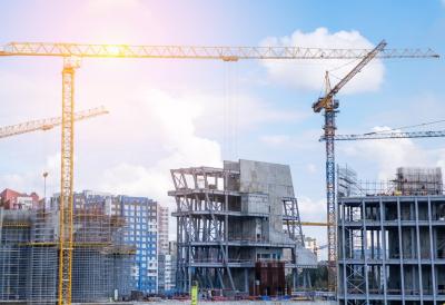 Poginuo radnik na gradilištu u Novom Sadu: Fasada se obrušila na nesrećnog čoveka, lekari nisu mogli da ga spasu