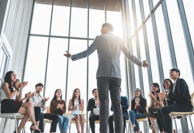 On je najbolji šef na svetu: Zaposleni zabeležili rekordnu godinu, a onda stiglo iznenađenje o kom svaki radnik sanja