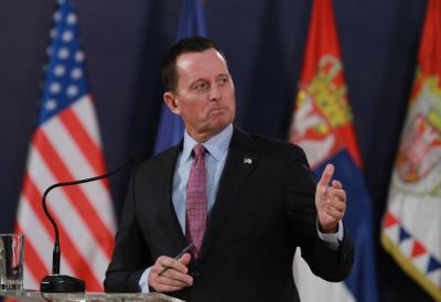 Tramp smenio Grenela: Više neće voditi Kenedi centar, mandat obeležile kontroverze