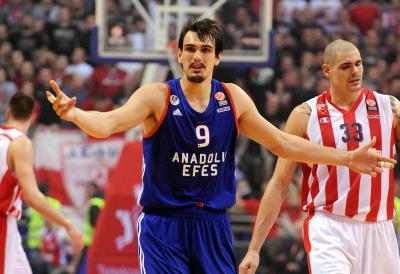 POSLE DESET GODINA: Dario Šarić se vratio u Efes
