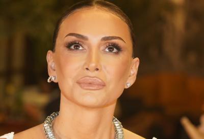 "Sa decom ne mogu da pričam NA TEČNOM SRPSKOM" Emina Jahović priznala šta se događa kada opsuje sinove na maternjem jeziku