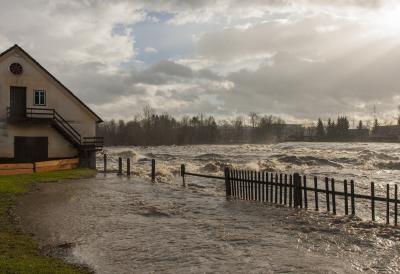 Nadošla Južna Morava, u jednom mestu je kritično: Proglašena vanredna odbrana od poplava