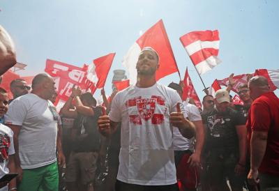 A NIJE NI DEBITOVAO! Delije već kupile preko 3.000 Arnautovićevih dresova