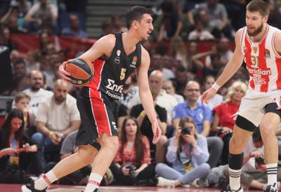 Janulis Larencakis podaljšal pogodbo z Olympiakosom do leta 2028