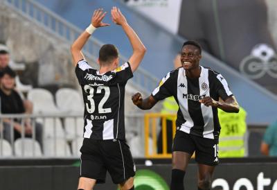 PUKLA PETARDA U HUMSKOJ! Partizan kad krene u napad ne zna da stane, crno-beli pregazili IMT