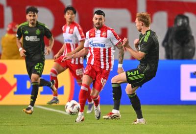 "Remi tuge, remi bola..." Zvezda odigrala nerešeno, a Delije kao da je poraz! Milojević ponovo na udaru