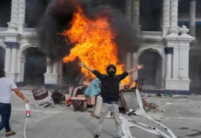 Horor na ulicama, 21 osoba izgubila život: U glavnom gradu policijski čas, vlast poziva na dijalog