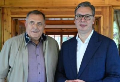"Bratski susret" Vučić i Dodik razgovarali u Beogradu (FOTO)