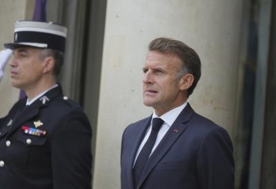 Makron na mukama: Šta posle političkog zemljotresa u Francuskoj?! Peti premijer za manje od dve godine ili prevremeni izbori