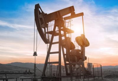 Rat se zahuktava, cene nafte i gasa idu gore: Prete i veće kamate