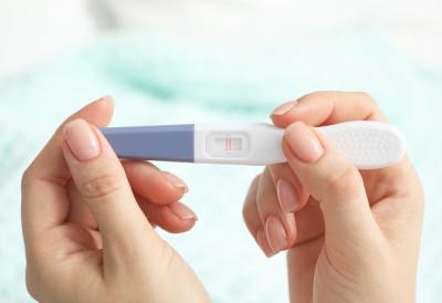 "Užasno!" OBAVESTILA SUPRUGA DA JE TRUDNA, a mnogi je NAPALI zbog načina na koji je to uradila