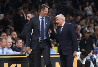 DAN PRED UTAKMICU: Potpisao bivši igrač Lejkersa i Niksa (FOTO)