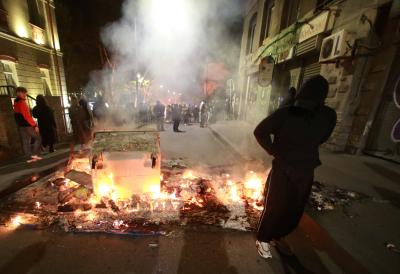 Ministar odbrane podneo ostavku: Porast nasilja širom države