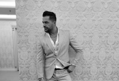 Sahranjen folk pevač koji je iznenada preminuo u 40. godini - Zbog njega proglašen Dan žalosti