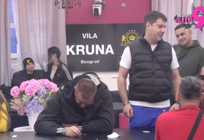 Janjuš očajan i ne može da veruje: Ne dolazi sebi nakon što ga je Aneli nazvala UBICOM