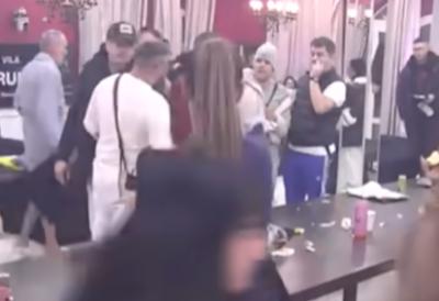 Jedva zaustavili Asmina, krenuo na Ivana: Neviđeni haos - cela Bela kuća na nogama (VIDEO)