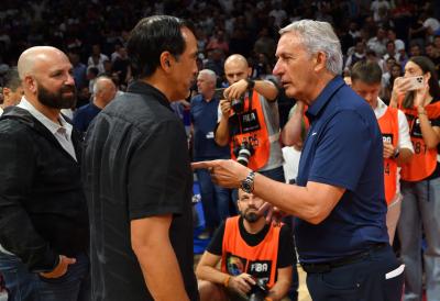 UŽAS: Legendarnom treneru izgorela kuća!