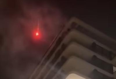 (VIDEO) UŽASNO, DOKLE OVO IDE? Pojavio se snimak, ispaljena RAKETA na stan trenera zbog krize u klubu